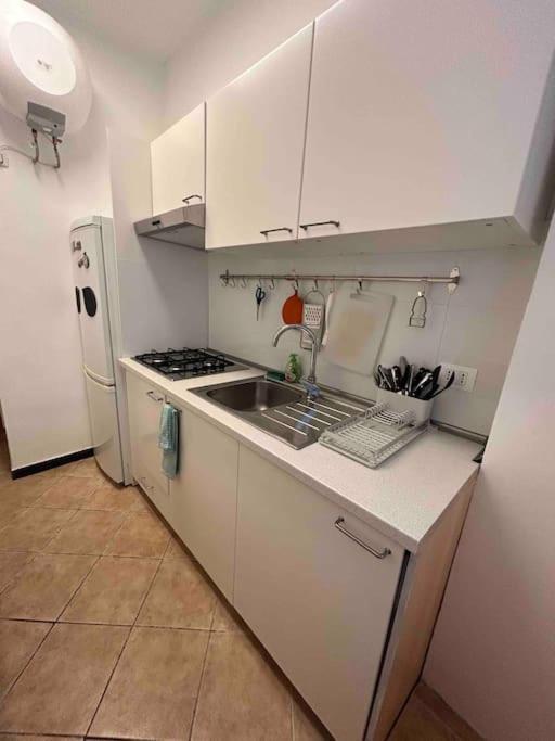 Historic Apt! 2 Steps From The Old Port Genova