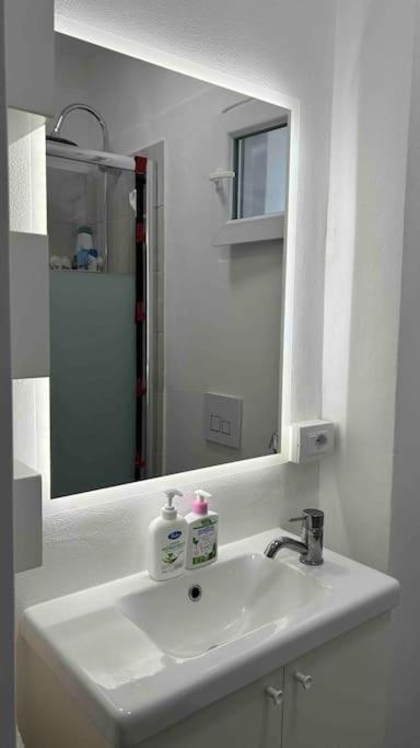 Appartamento Historic Apt! 2 Steps From The Old Port *